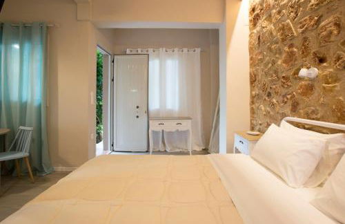 HOTEL KASTRI GARDEN APARTMENT - Photo 13