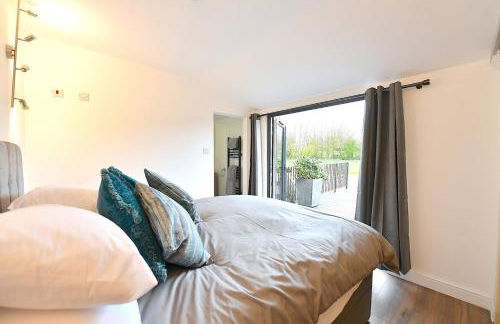 Cheerful 1BD Cottage With Parking Nr Guildford - Foto 16