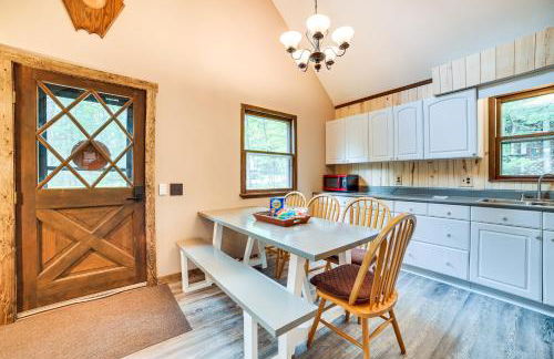 Family Roscommon Home - 3 Mi to Higgins Lake - Foto 7