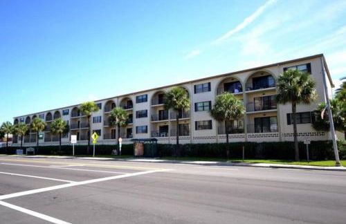 Madeira Place 303 1BD 2BA Retreat Near Johns - Photo 31