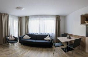 Boarding & HOUSE T24 - Foto 3