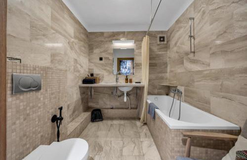 Muranów 14th Floor Apt - 62m2, Parking, Balcony - by Rentujemy - Foto 4