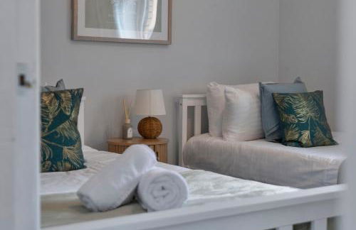 Riverside City Apartment - Foto 16