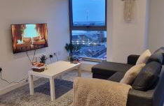 Modern High-Rise 1BR, Panoramic City Views - Foto 9