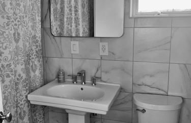 Dungeness Barn House Bed and Breakfast at Two Crows Farm - Foto 7