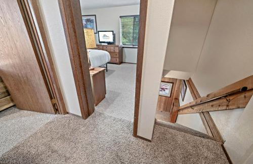 Trapper 8: Cozy 4-Bedroom Condo, 1 Minute to Yellowstone, perfect for 8 guests. - Foto 23