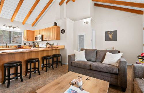 Bluebird Cabin, Indoor Fireplace, Next to Lake! - Foto 7