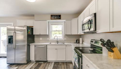 4 Mi to Big Creek State Park Spacious Family Home - Photo 5