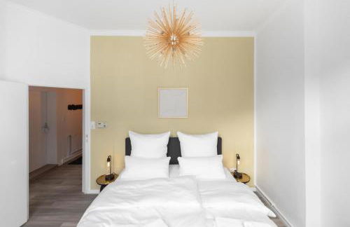 Bheaven I Golden Wave Premium Apartment - Photo 30