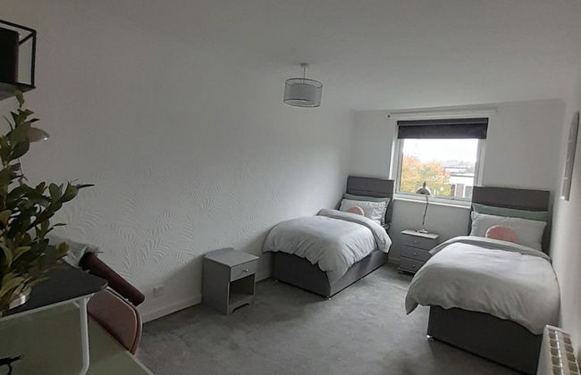 Whole Apartment With Balcony, Breakfast & Parking - Foto 7