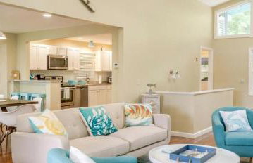 Tranquil Lakefront Cottage with Private Dock in Ticonderoga, New York - Foto 10