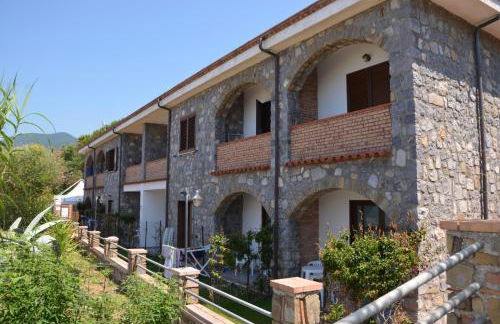 Residence Le Palme - Appartamenti sul mare - Spiaggia tra Palinuro e Caprioli - Foto 2