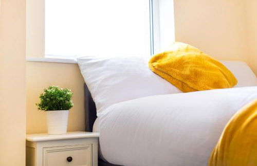 3 Bedroom House, Free Parking and Self Check In - Foto 18