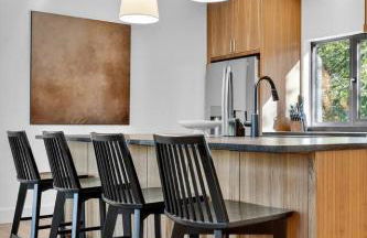 The Luxe House | Upscale Cabin w/ Hot Tub & Fire Pit! - Foto 41