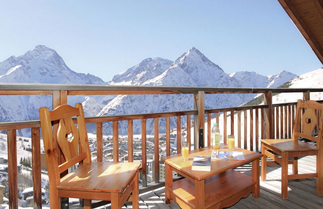 2 bedroom Apartment in Les Deux Alpes with private pool and sauna - Photo 3