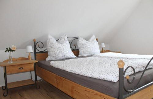 Ferienwohnung Fleur de Lys Urlaub auf Anfrage mit Hund - Foto 24