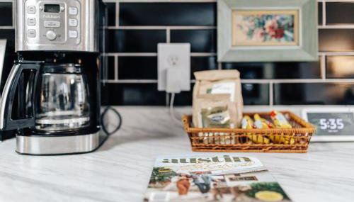 Magical Creekside UT Treehouse Walk to Moody Center - Foto 5