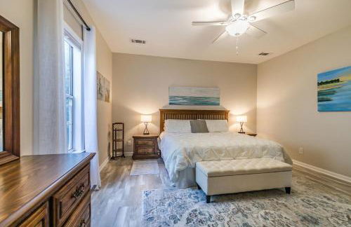 NEW LISTING! Views of Intracoastal Waterway - Sleep 4 - Foto 19