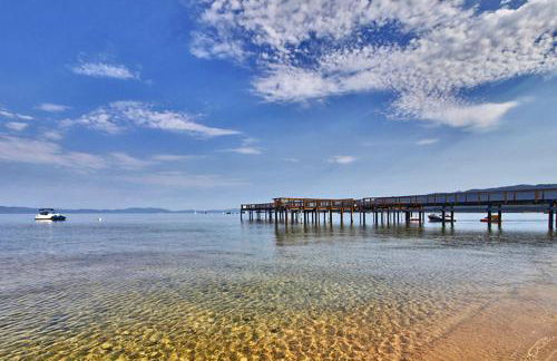 South Lake Tahoe Resort - Steps to Beach & Close to Heavenly - Foto 7