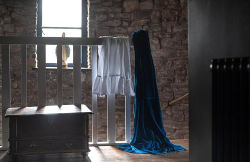 16th Century House, Castle Views, Mountain Views, Hot Tub, Firepit, Stunning Interiors - Foto 38