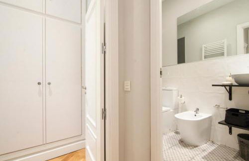 Stunning Stylish 4BD 3BTH - City Center-Atocha - Photo 30