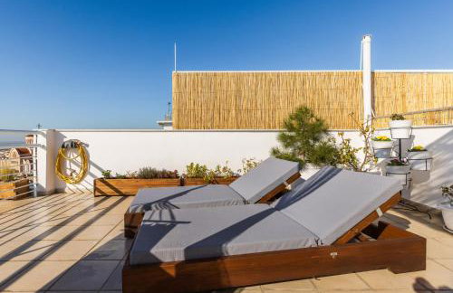 City's Balcony, Iconic Friends Inspired Home, Most Epic View by #BiNoBi! - Foto 19