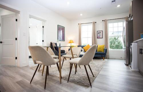 It's a Corner unit with cool City Skyline views! - Foto 12