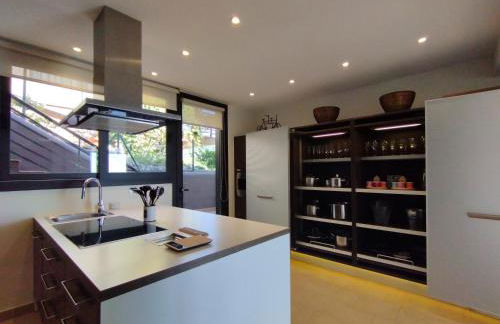 Sitges Spaces Sea View Villa- 6 Bedrooms, 5 bathrooms, 2 private pools, Near center - Foto 54