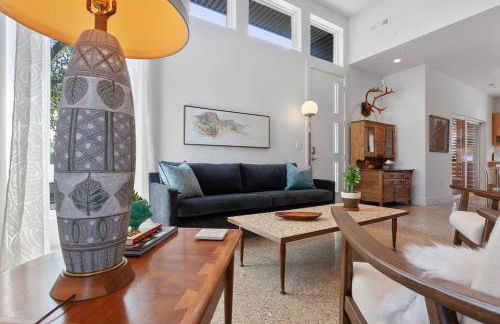 The Local - 2 Blocks to Downtown Fay - Photo 10