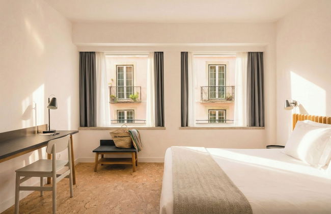 The Lisbonaire Apartments - Photo 35