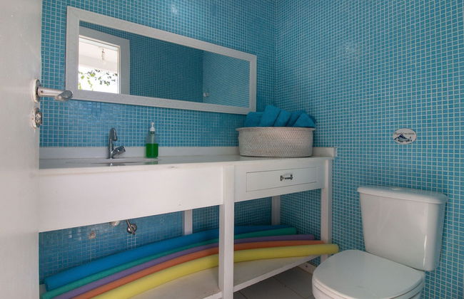 Harmoniosa Mansão com 7 Suítes Ferradura - Foto 33