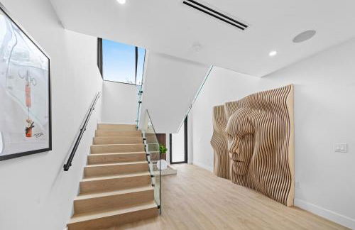 Modern Zen Oasis in Design District Sleeps 16 - Foto 23