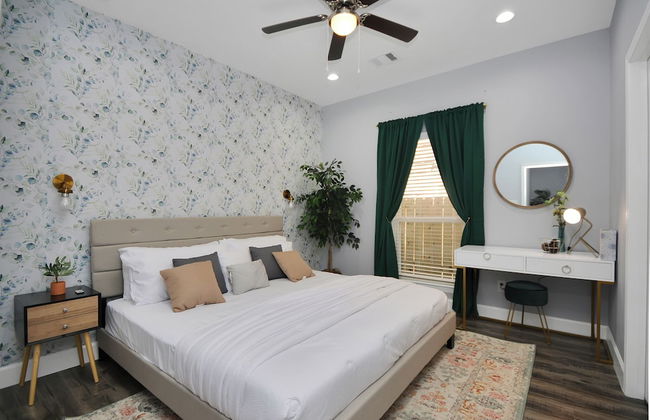 Cozy Retreat Near NRG Stadium, Free parking, Wi Fi - Foto 21