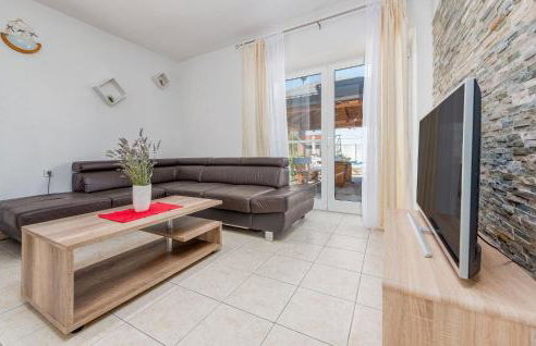 4 Bedroom Gorgeous Home In Lisicic - Foto 3