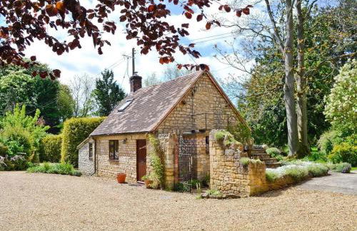 Mulberry Cottage - Photo 1