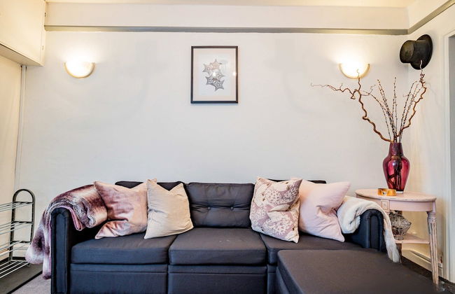 Host Stay Over the Bridge Cottage - Foto 22