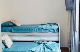 Cozy 2 bedroom flat 5 minutes walk from station - Foto 16