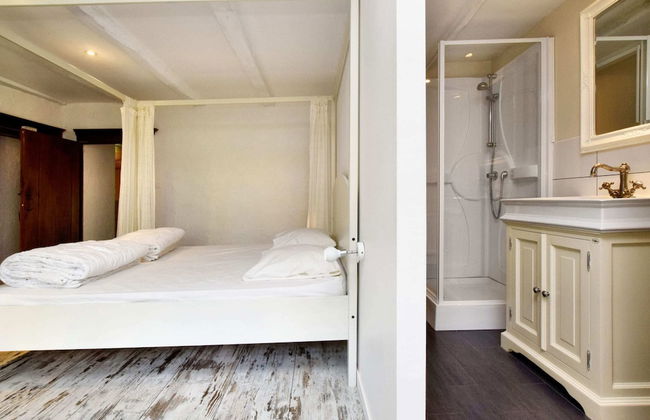 Fine Group House With Sauna Garden - Photo 10