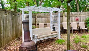 Family Friendly Downtown Home - Private Yard & Grill - Location, Location, Location! - Foto 5