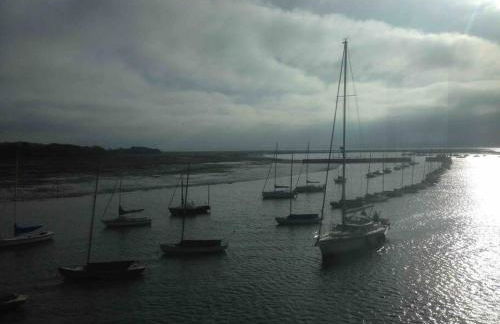 Pretty coastal victorian cottage in Yarmouth IOW - Foto 33