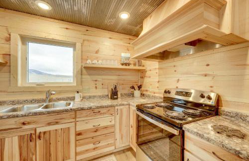 New-Build, Mtn-View White Sulphur Springs Home! - Foto 13