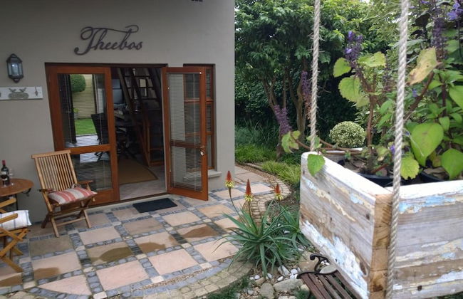 Theebos Anneline's Self Catering Apartments - Photo 17