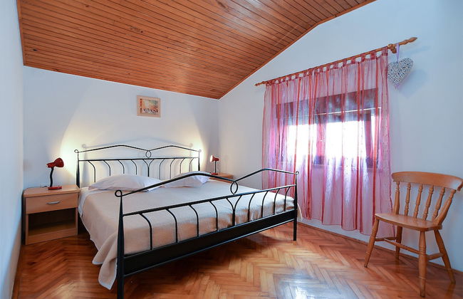 Apartment 1376 - Photo 9