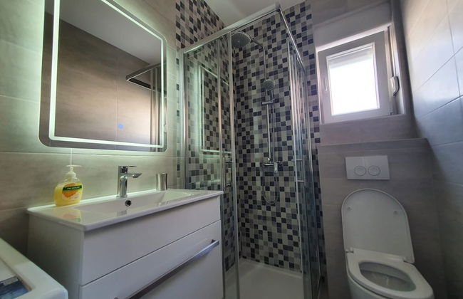 Kastel Novi Elegant and Stylish Apartment With Terrace and Patio - Foto 9