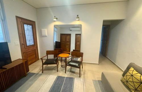 Rustic House with Large Garage - Close to the Beach - Foto 35