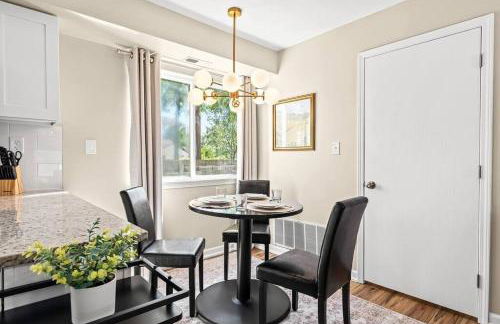 Spacious 1BR Flat, Workspace, King Bed - Foto 21