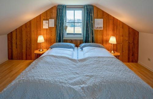 Lüftenblick - 2 Ferienwohnungen am Starnberger See, mit Terrasse oder Balkon, Weitblick, Sauna, Kamin, E-Ladestation - Foto 6