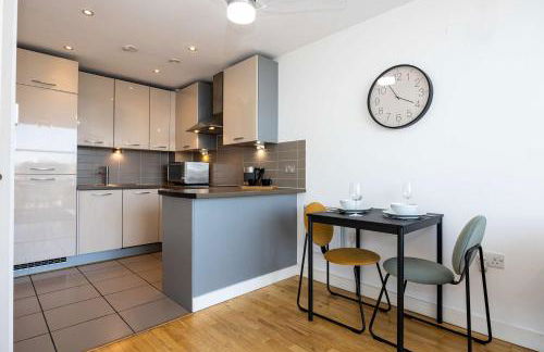 Stunning Skyline Liverpool Apartment with Parking - Foto 18