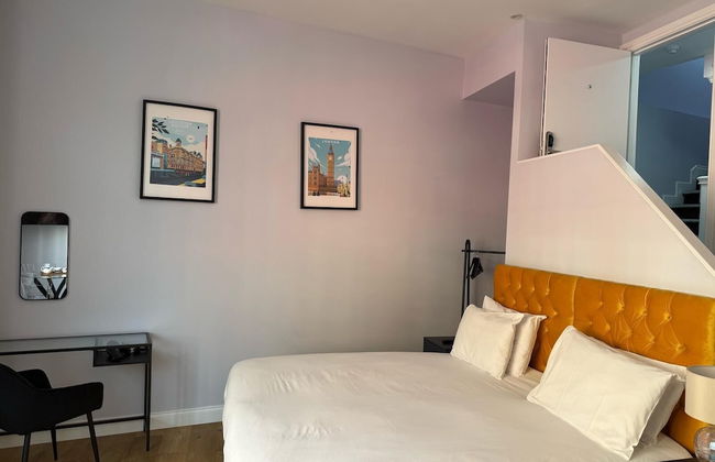 Leicester Square 3rd Floor Studio - Photo 7