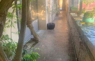 Maison des glycines au bord du Doubs - Photo 17